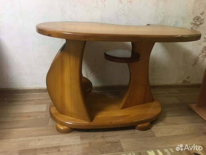 Журнальный столик