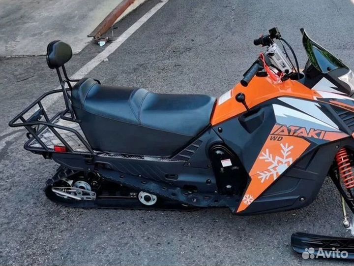 Снегоход Ataki WD 300 Витрина