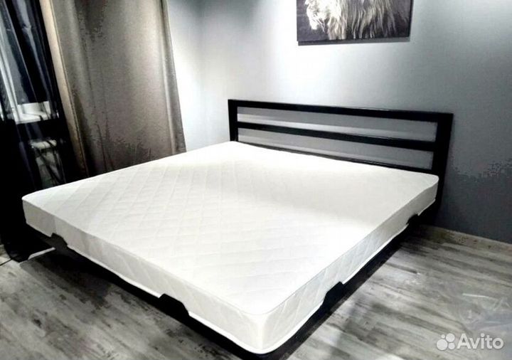 Двуспальная кровать парящая