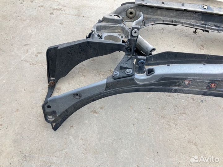 Рамка радиаторов передняя Audi A4 B7 BFB 2008