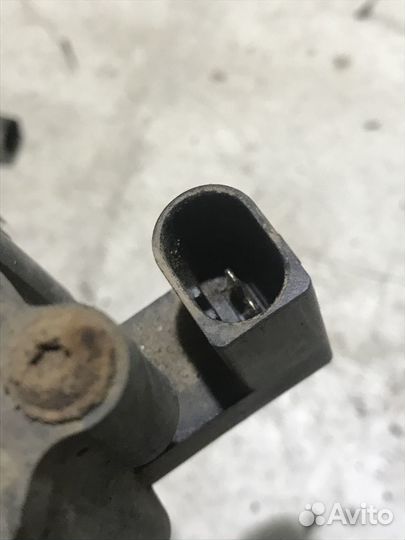 Клапан пневматический Land Rover Range Rover 3