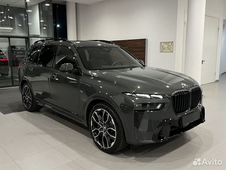 BMW X7 3.0 AT, 2023, 215 км