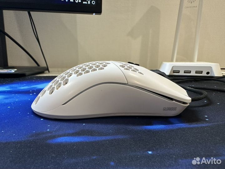 Игровая мышь Glorious model o minus