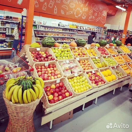 Плетеная корзина, корзина на металлической стойке