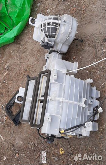 Citroen Berlingo b9 отопитель салона