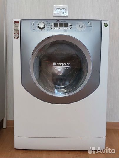 Стиральная машина б/у Hotpoint-Ariston aqsf 057 U
