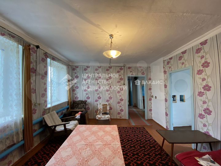 Дом 45,5 м² на участке 21 сот.