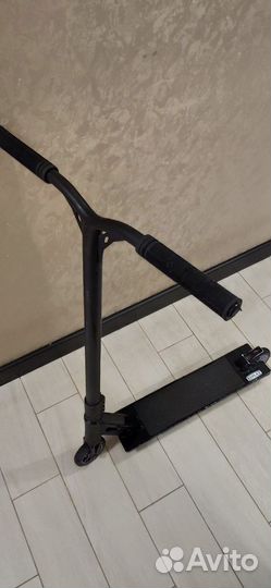 Трюковой самокат Novatrack Replay