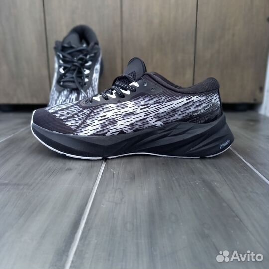 Кроссовки asics летние