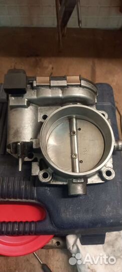 Mercedes benz e класс Дросельная заслонка M 112