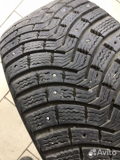 Michelin X-Ice North XIN2 215/55 R17 95T