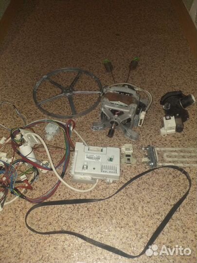 Стиральная машина indesit на запчасти