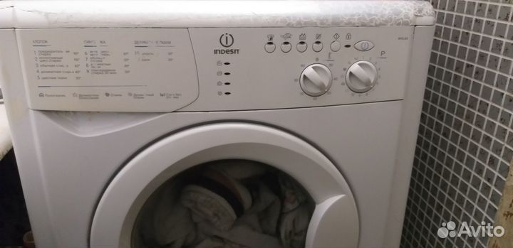 Продам стиральную машину на запчасти