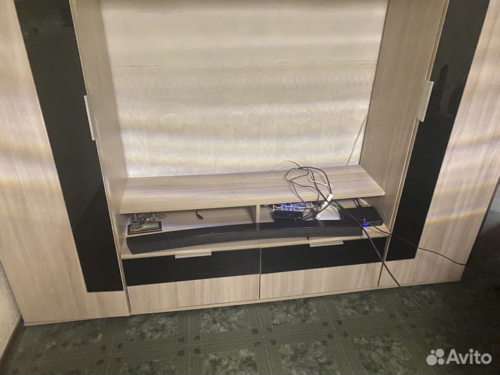 Тумба под тв