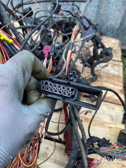 Проводка Mercedes-Benz E-Class W210 M111.942 2.0