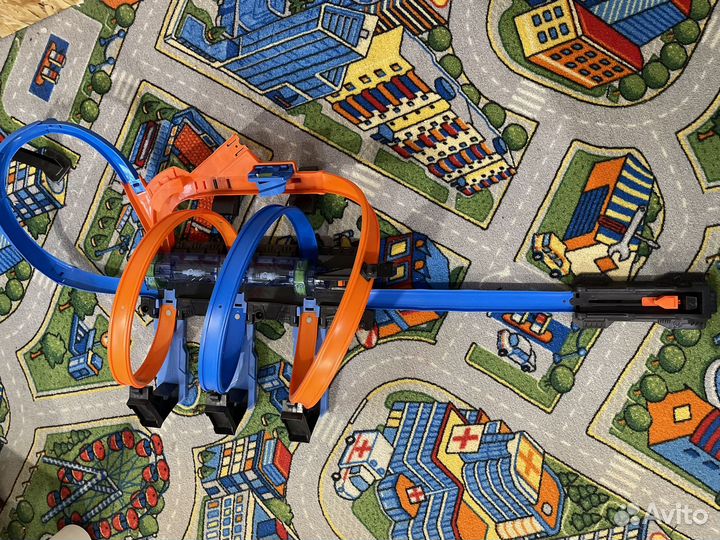 Трасса Hot Wheels