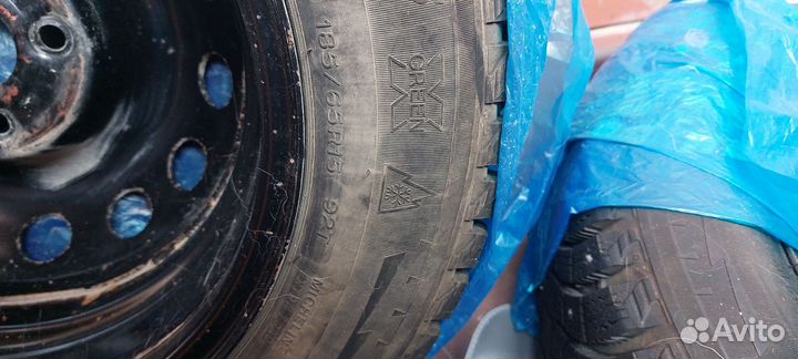 Michelin X-Ice North 2 185/65 R15 92T