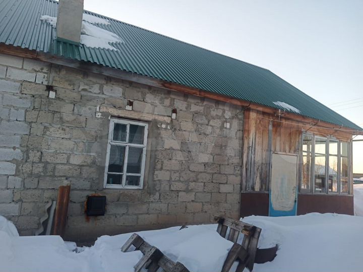 Дом 42 м² на участке 12 сот.