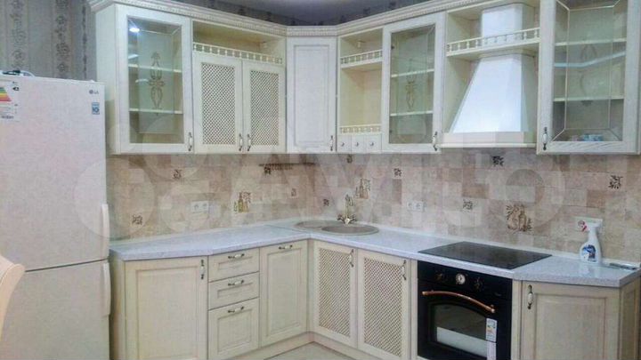 3-к. квартира, 120 м², 3/6 эт.