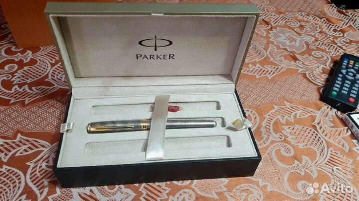 Перьевая ручка parker