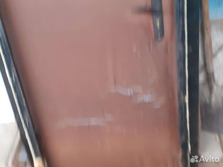 Дверь входная металлическая