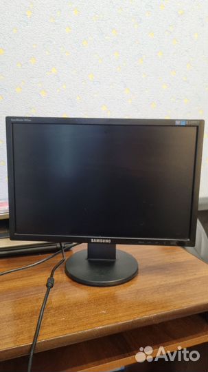 Монитор Samsung syncmaster 943nw