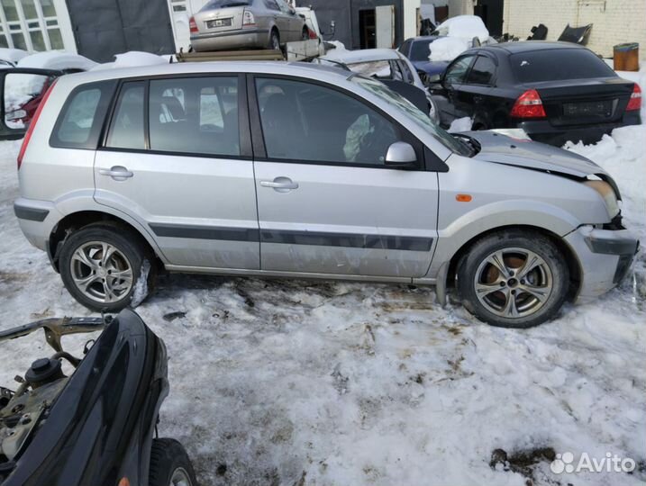 Авторазборка Ford Fusion 1.6 АКПП 2007