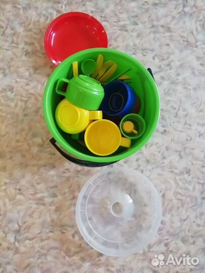 Набор пластиковой посуды для пикника на 7 персон