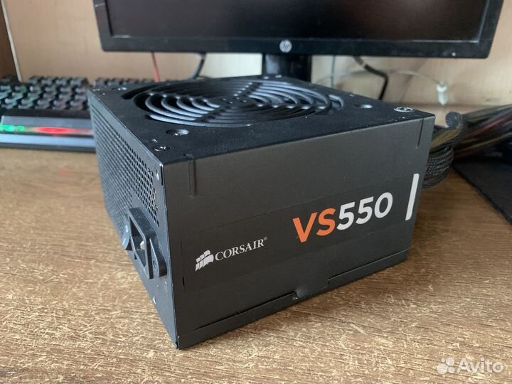Блок питаня Corsair 550w Бронь