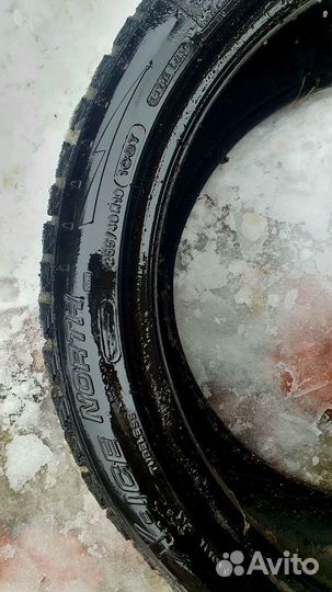 Michelin X-Ice 255/40 R19