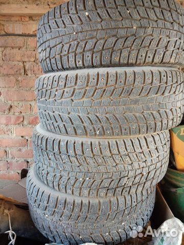 Michelin X-Ice North 2 215/55 R17