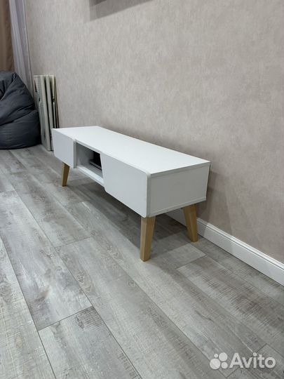 Тумба под телевизор