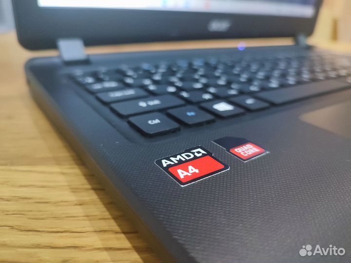 Ноутбук Acer AMD 4 ядра/8 ram/SSD 240