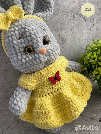 Плюшевый заяц