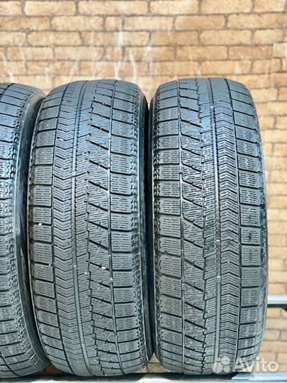 Bridgestone Blizzak VRX 205/60 R16