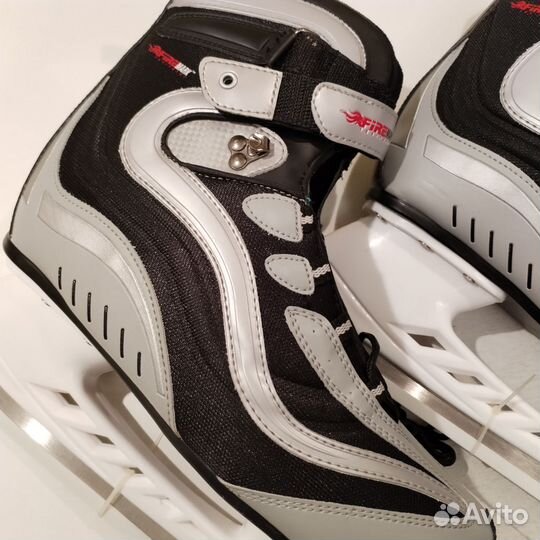 Коньки хоккейные новые 44 размер