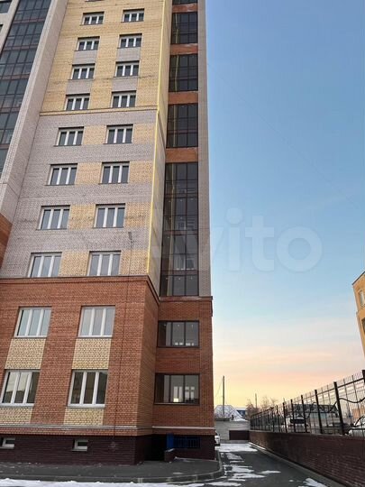 3-к. квартира, 93,8 м², 4/14 эт.