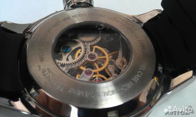 Продам часы invicta новые
