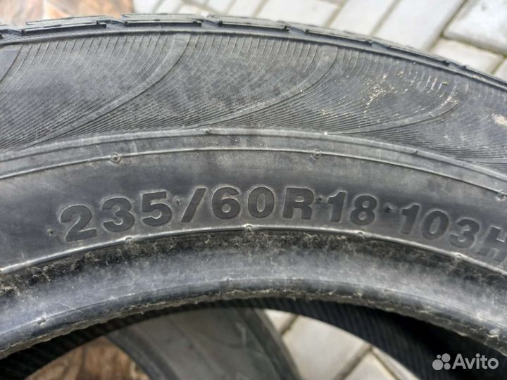 Kumho Solus KL21 235/60 R18