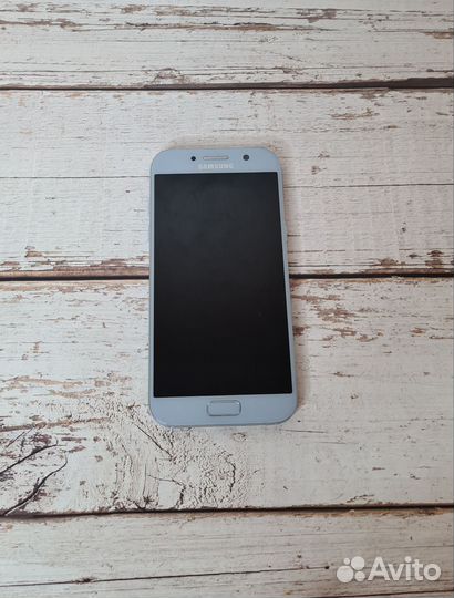 Samsung Galaxy A5 (2017) SM-A520F/DS, 3/32 ГБ