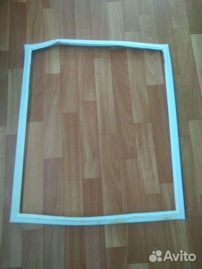 Уплотнительная резинка на Стинол rf305а008
