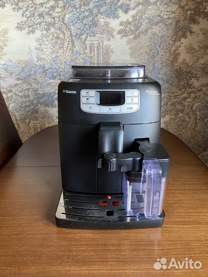 Кофемашина Saeco intelia