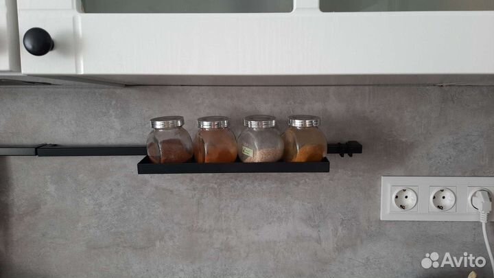 Полка универсальная для рейлинга на кухню