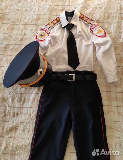 Костюм полицейского