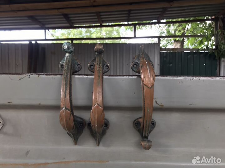 Дверные ручки