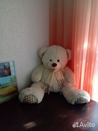 Плюшевый медведь новый