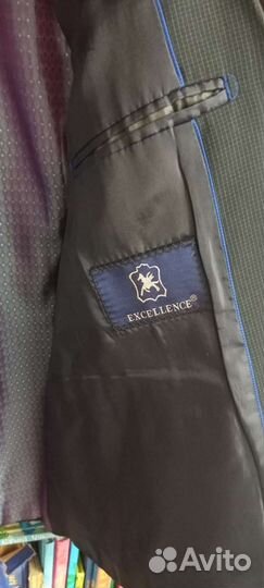 Костюм тройка 134-140 школьный