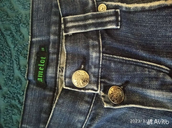 Джинсовые шорты