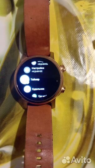 Смарт часы motorola360