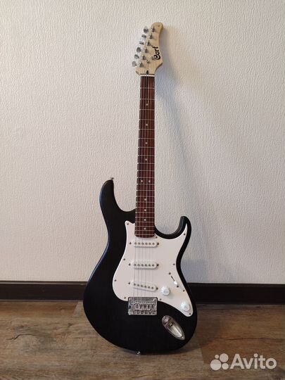 Электро гитара cort g100